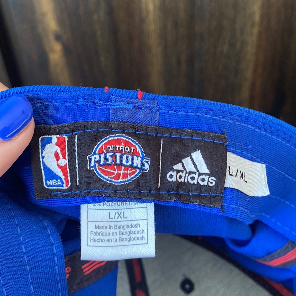 Adidas NBA Detroit Pistons Large/XL Embroidered Hat - Picture 7 of 8